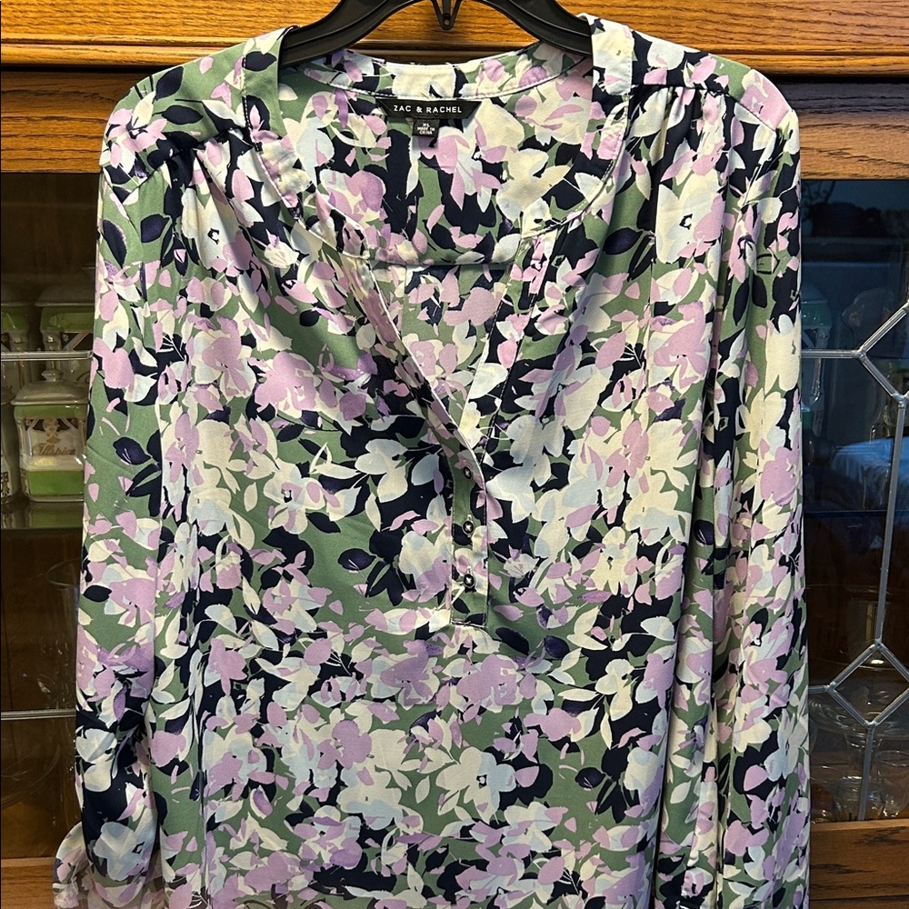 🔥Zac & Rachel Women's Floral Blouse - Lavender and Olive and Navy